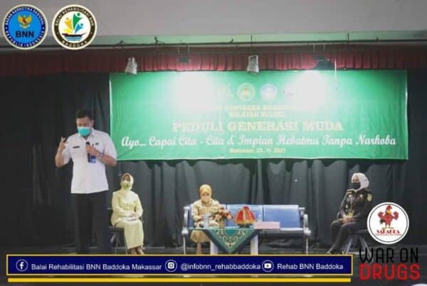 dr. Iman Firmansyah Sp.KJ., S.H selaku Kepala Balai Rehabilitasi BNN Baddoka Makassar memenuhi undangan dari Kejaksaan Tinggi Sulawesi Selatan