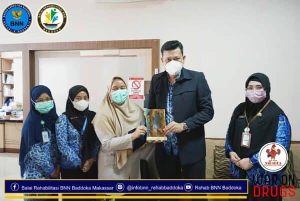 Kepala Balai Rehabilitasi BNN Baddoka melakukan kunjungan ke Balai Kesehatan Tradisional Masyarakat (BKTM)